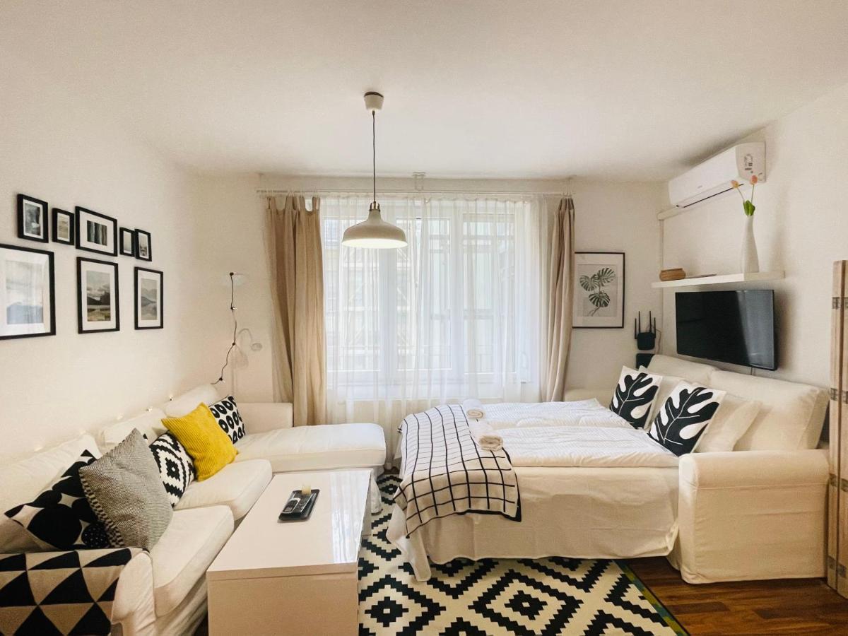 Peony Szekely Mihaly Apartment - Free Garage Budapest Exterior photo